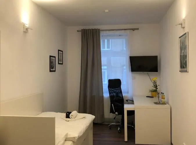New Private בית אירוח *
